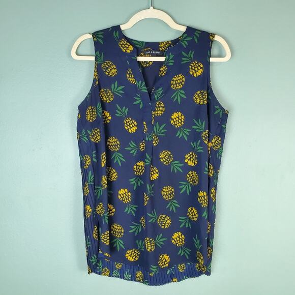 Zac & Rachel Navy Pineapple Sleeveless Blouse Size Medium - Picture 1 of 6